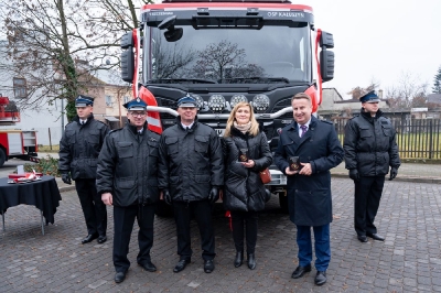 Uroczyste przekazanie ciężkiego samochodu_116