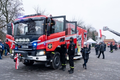 Uroczyste przekazanie ciężkiego samochodu_125